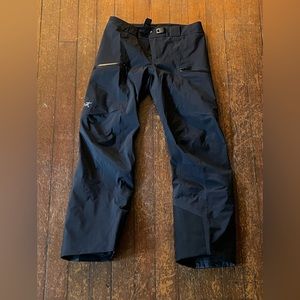 Arcteryx Sabre AR Pants - Medium - Like New w/ Tags